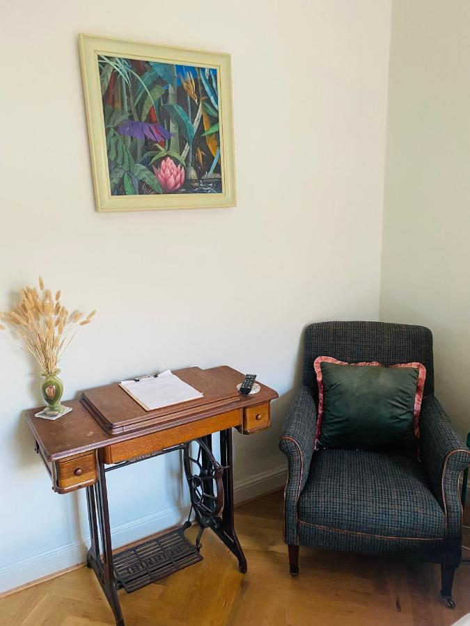 Ben A'An House Bed & Breakfast Callander Bagian luar foto